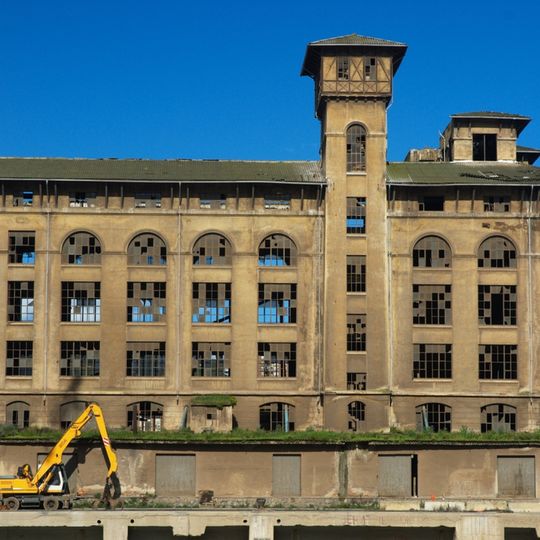 Edificio de Molinos Vascos