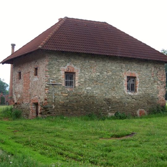 Dom, torzo hospodárskejstavby