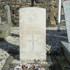 Vladslo Churchyard