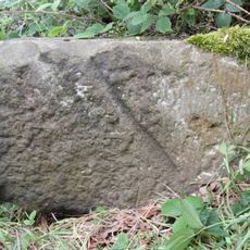 Milestone, E of jcn Robey's Lane