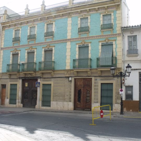 Building at 23-25 Antonio Machado street, Chiva