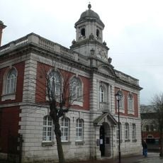 Mold Town Hall, Earl Road