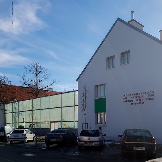 Wohnhausanlage Kolbegasse 30-32