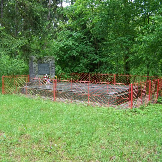 Hřbitov ubitých z dubna 1945 u Libohošti