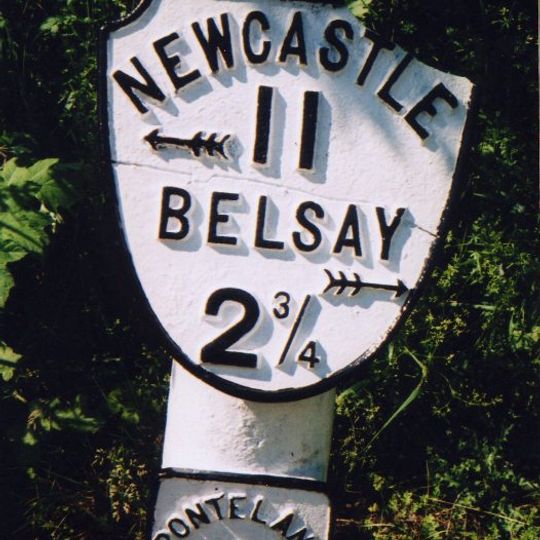 Milepost, Milbourne, just N of "Waggon Inn" PH