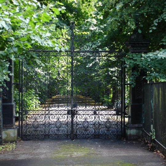 Gateway To Lime Tree Avenue Entrance To Wollaton Park