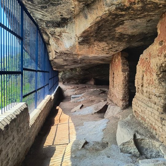 Armamalai Cave