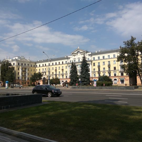 Дом па праспекце Незалежнасці 91, 93