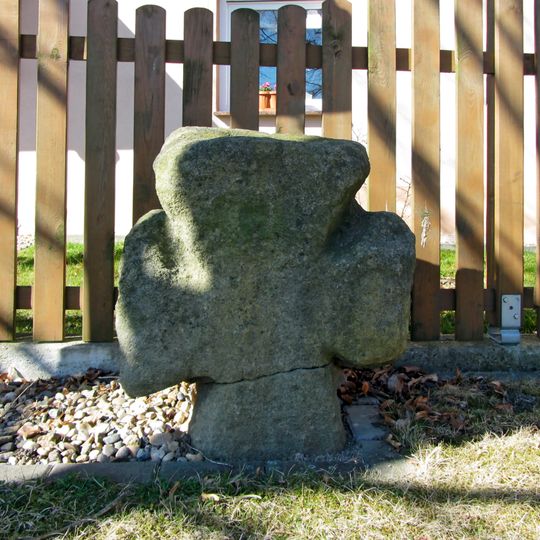 Mord- und Sühnekreuz Dorfallee -