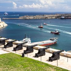 Saluting Battery