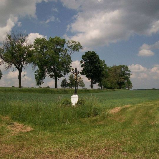 Kříž u Chmelné v poli