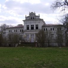 Dwór (dec. pałac) w Lubiniu