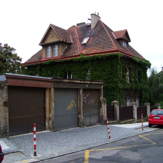 František Albert Libra Villa