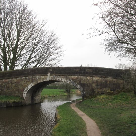Leeds And Liverpool Canal Aberdeen Bridge