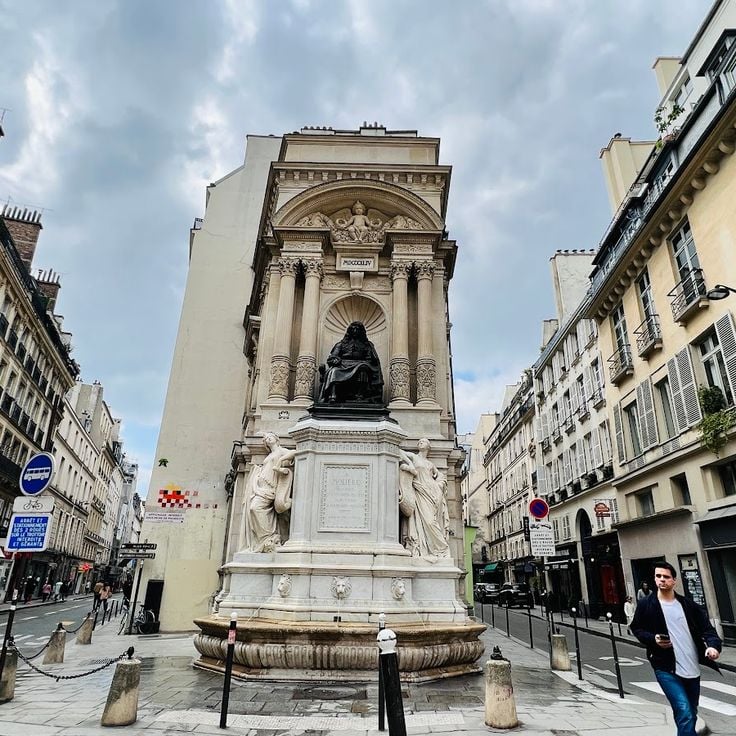 Place Mireille