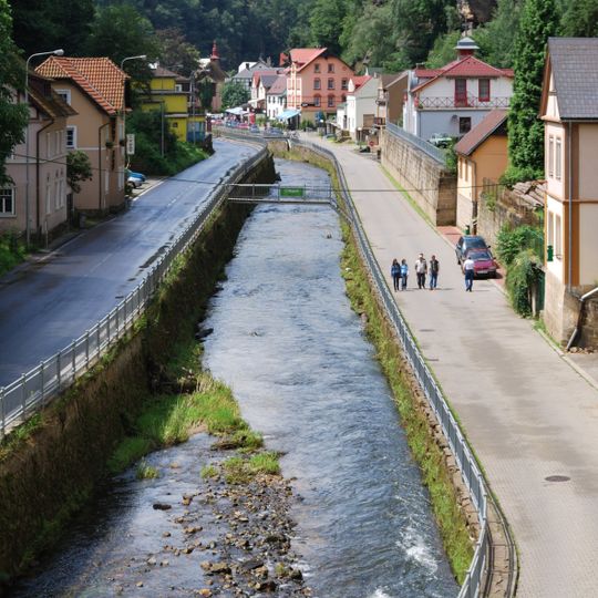 Lávka přes Kamenici mezi čp. 156 a 131 v Hřensku