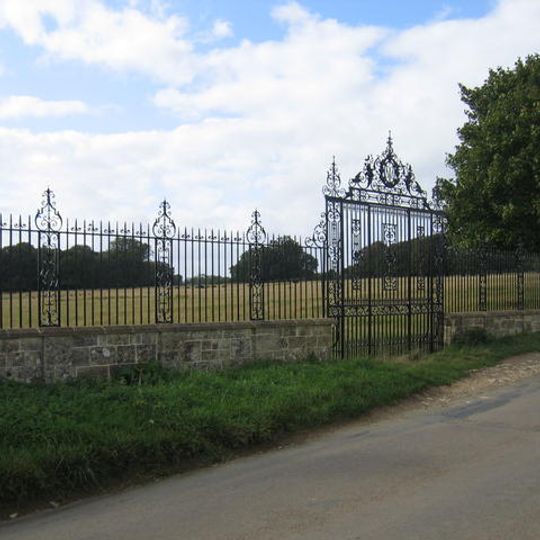 Clairvoyee, Gate And Piers Set Within The Eastern Boundary Wall Of Barrington Park