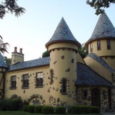 Curwood Castle