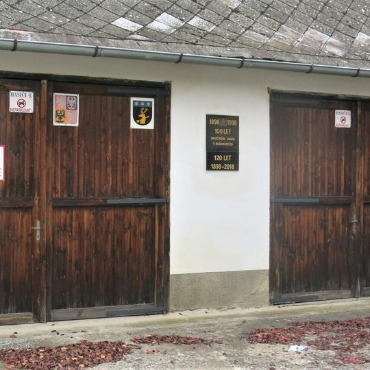 Pamětní deska hasičského sboru v Bořanovicích