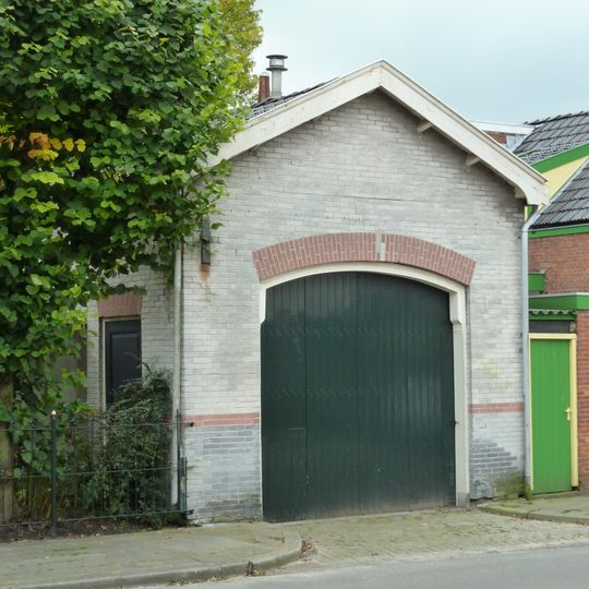 Praktijkvilla, koetshuis