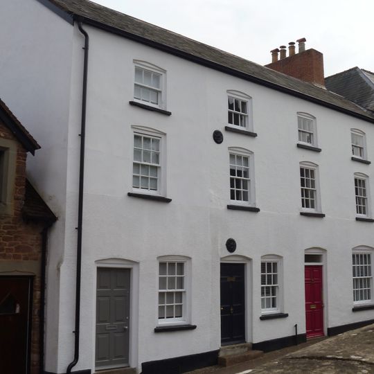 10-12, Church Street