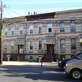 Cooper Avenue Row Historic District