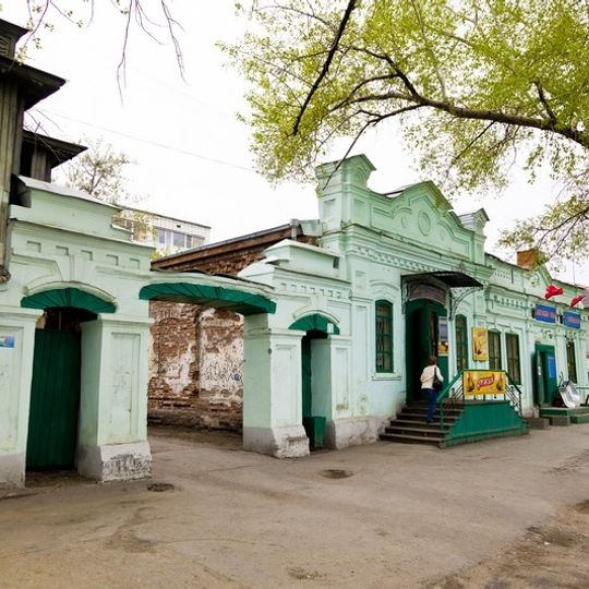 Магазин фруктовых вод К.С.Земянского со складом купца И.И.Ушакова