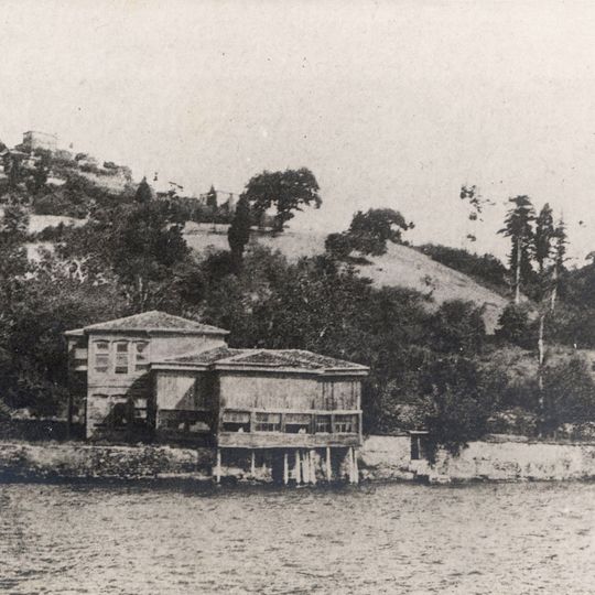 Amcazade Hüseyin Paşa Yalı