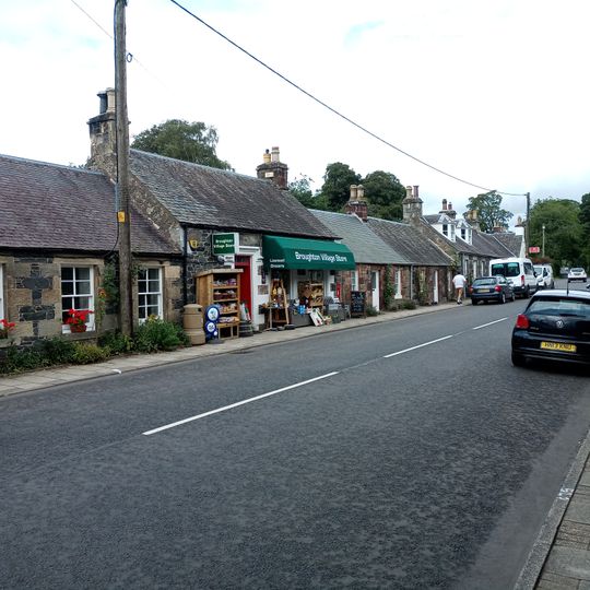 Broughton Stores, Broughton