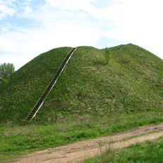 Paukščiai hillfort