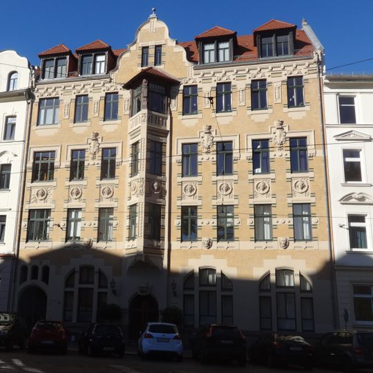 Mietshaus Menckestraße 24