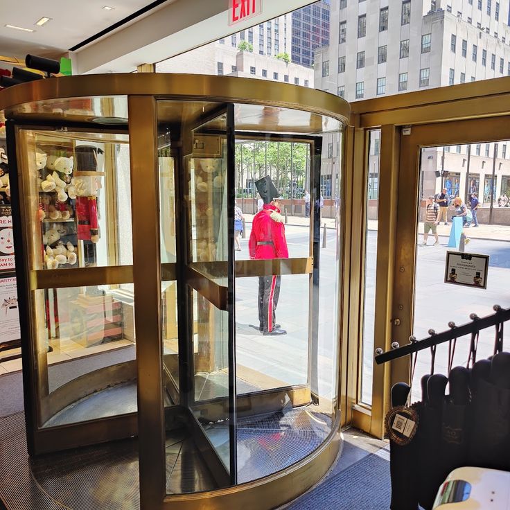 FAO Schwarz