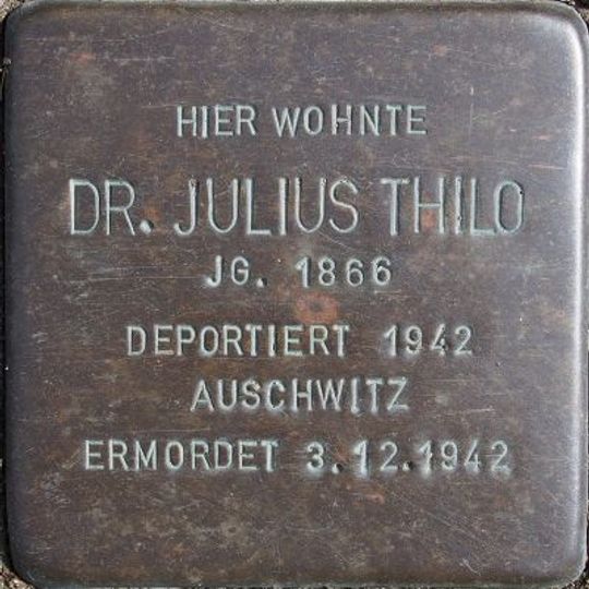 Stolperstein à la mémoire de Dr. Julius Thilo
