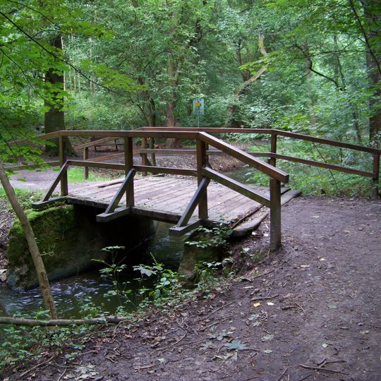 Lávka přes Šárecký potok východně od usedlosti Želivka