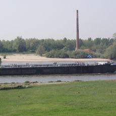 De Bunswaard: schoorsteen met steenoven