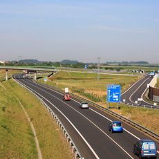 Most silnice III/12550 přes silnici I/38 v Kolíně