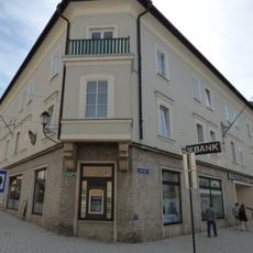 Hallein Robertplatz 1