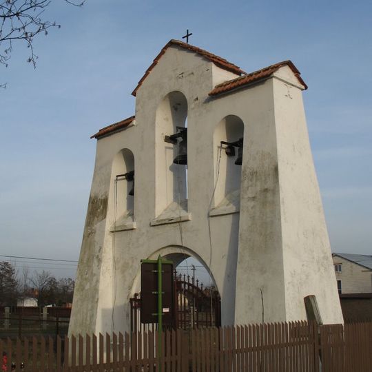 Dzwonnica-brama w Borchowie