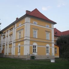 Pałac, Biskupska 2a w Radłowie