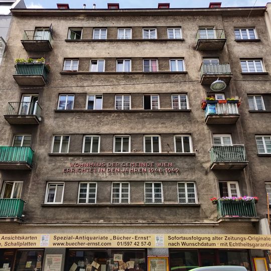 Gemeindebau Gumpendorfer Straße 86