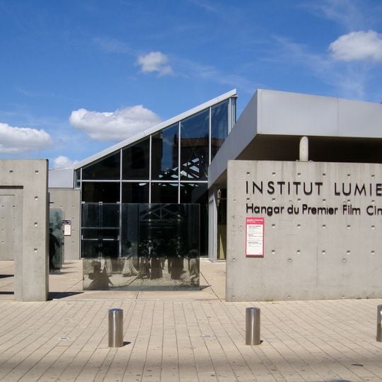 Hangar du premier film