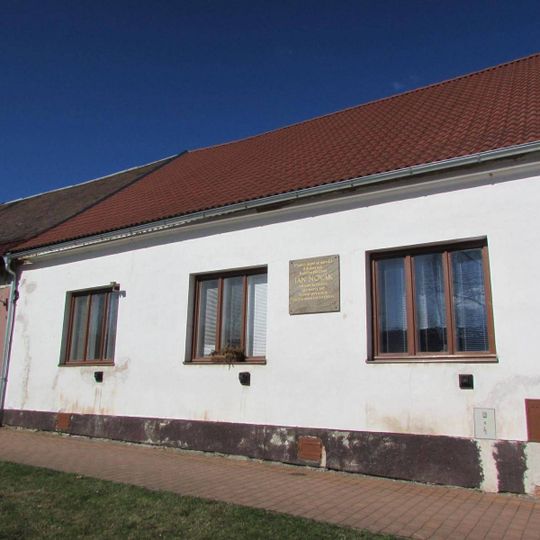 Pamětní deska Jana Nováka v Nové Říši