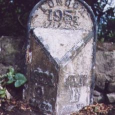 Milestone, Leeds Road, W of bend where Old Pool Bank Road joins at tollhouse