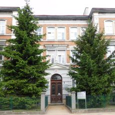 Ogrodzenie wzdłuż elewacji frontowej bursy seminarium nauczycielskiego