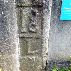 Milestone Of Sw559370 In Garden Wall Of No.3