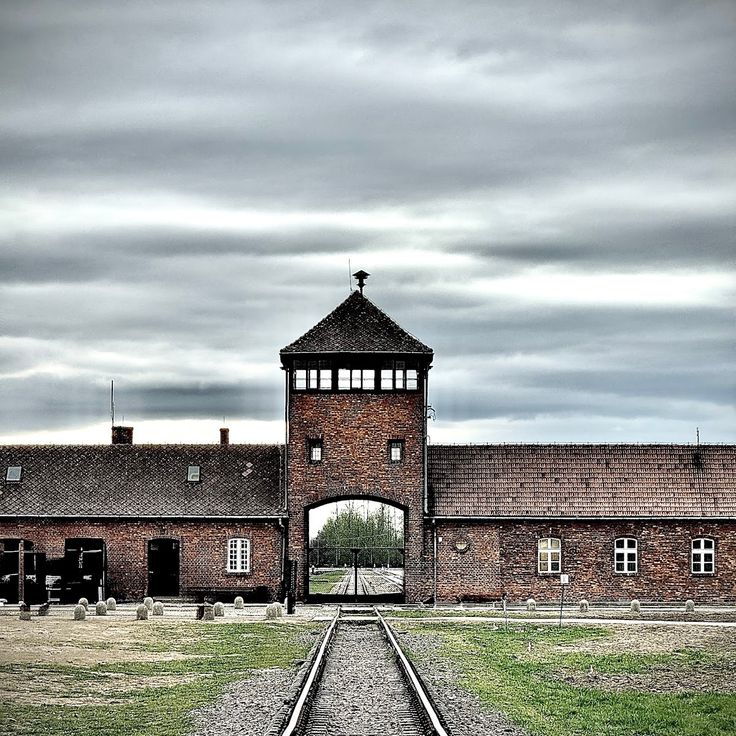 Auschwitz-Birkenau Anıtı ve Müzesi