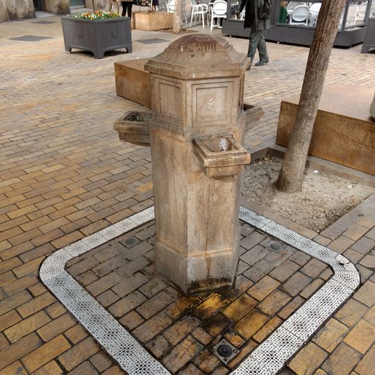 Fuente del cañillo