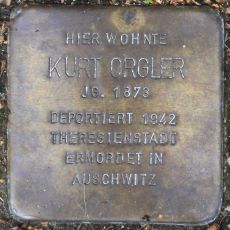 Stolperstein en memoria de Kurt Orgler