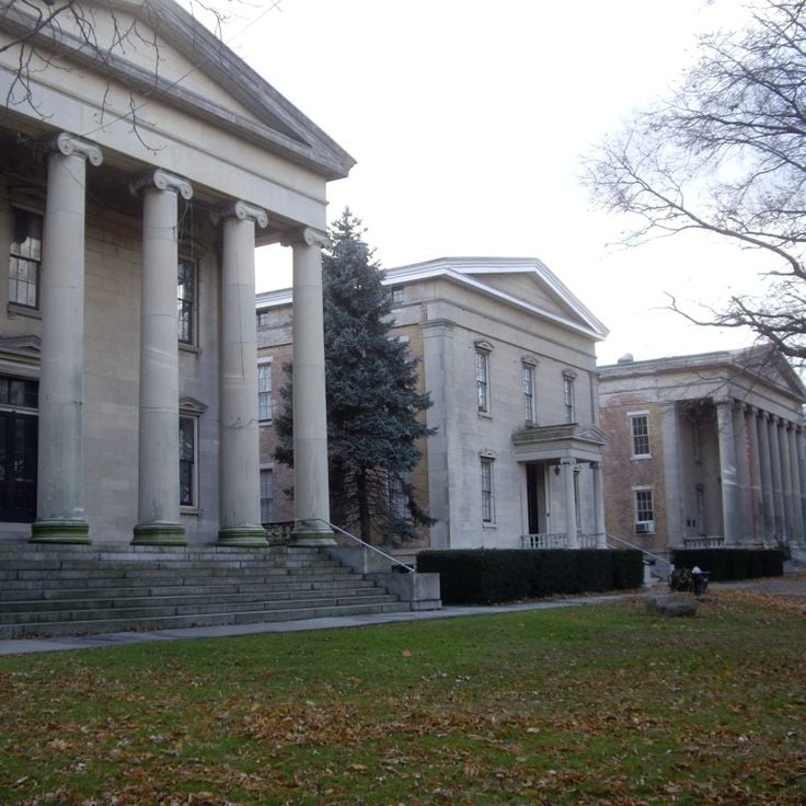 Snug Harbor Cultural Center