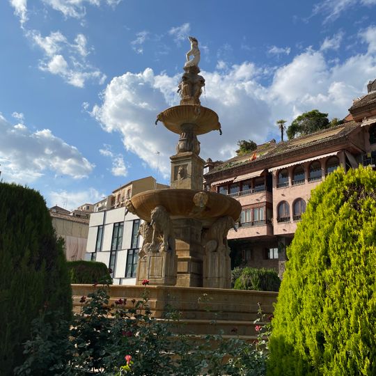 Fuente de los Leones del Paseo del Salón